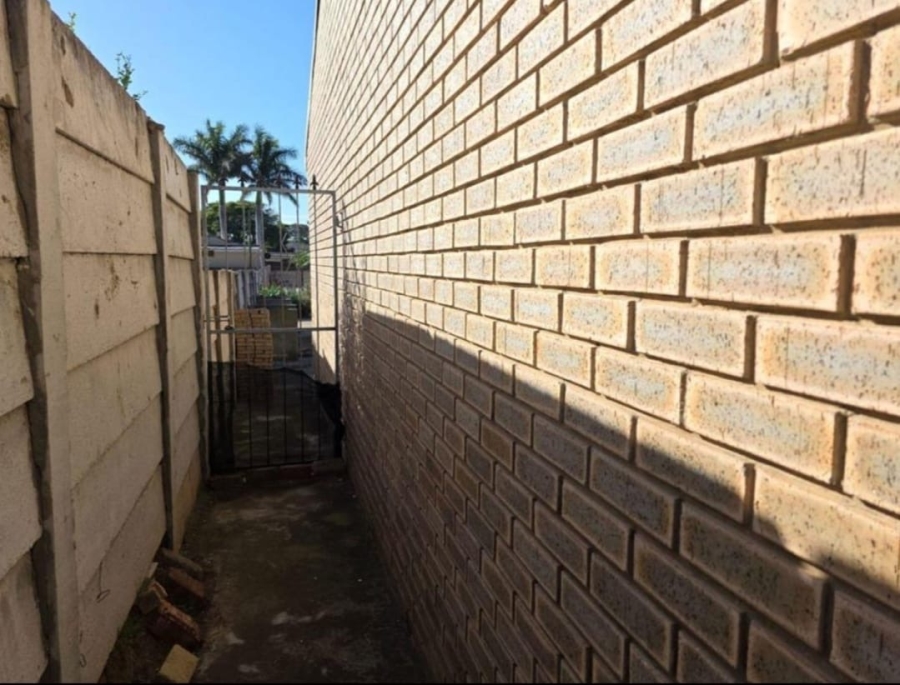 3 Bedroom Property for Sale in Despatch Central Eastern Cape